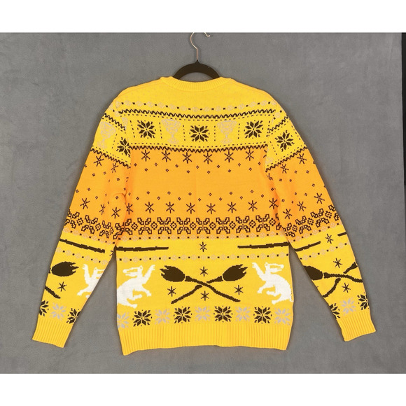 Harry Potter Hufflepuff Sweater Mens Sz M Yellow Black Christmas Unisex Knit - Picture 3 of 8
